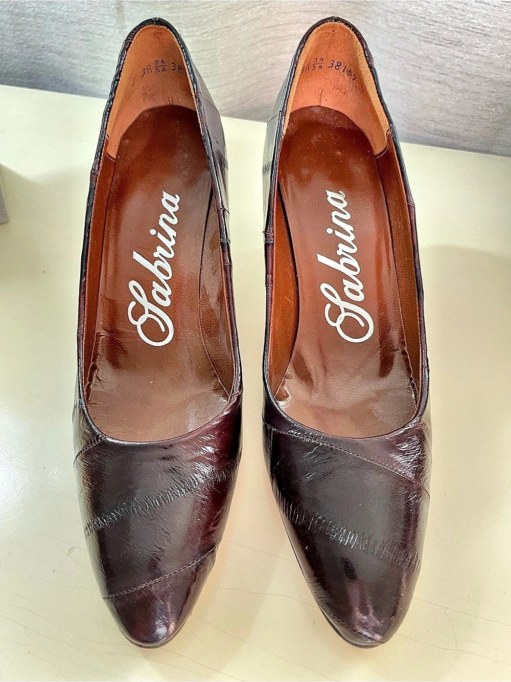 Sabrina Pointed Toe Eel-skin Leather Dark Brown